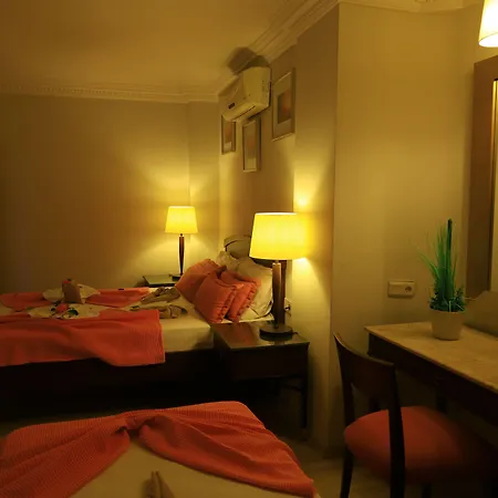 Yeni Astral Hotel Sidé