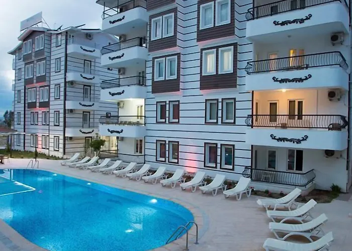 Yeni Astral فندق