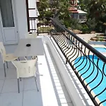Yeni Astral Hotel