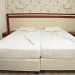 Hotel Yeni Astral *